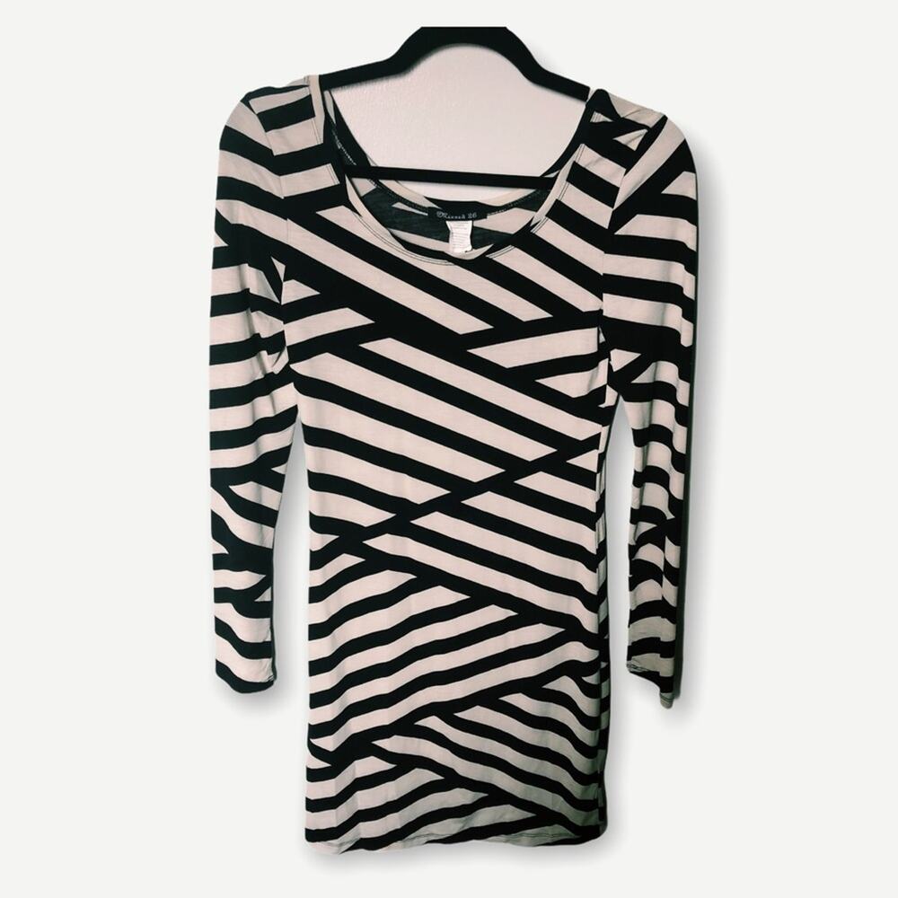 CREAM & BLACK STRIPED FITTED, MIDI DRESS,  LONG SLEEVE-FITS GREAT!